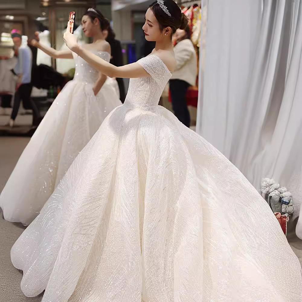 Звездное свадебное платье с V-образным вырезом - Роскошное платье в стиле Одри Хепберн, Сверкающее бальное платье принцессы с длинным шлейфом