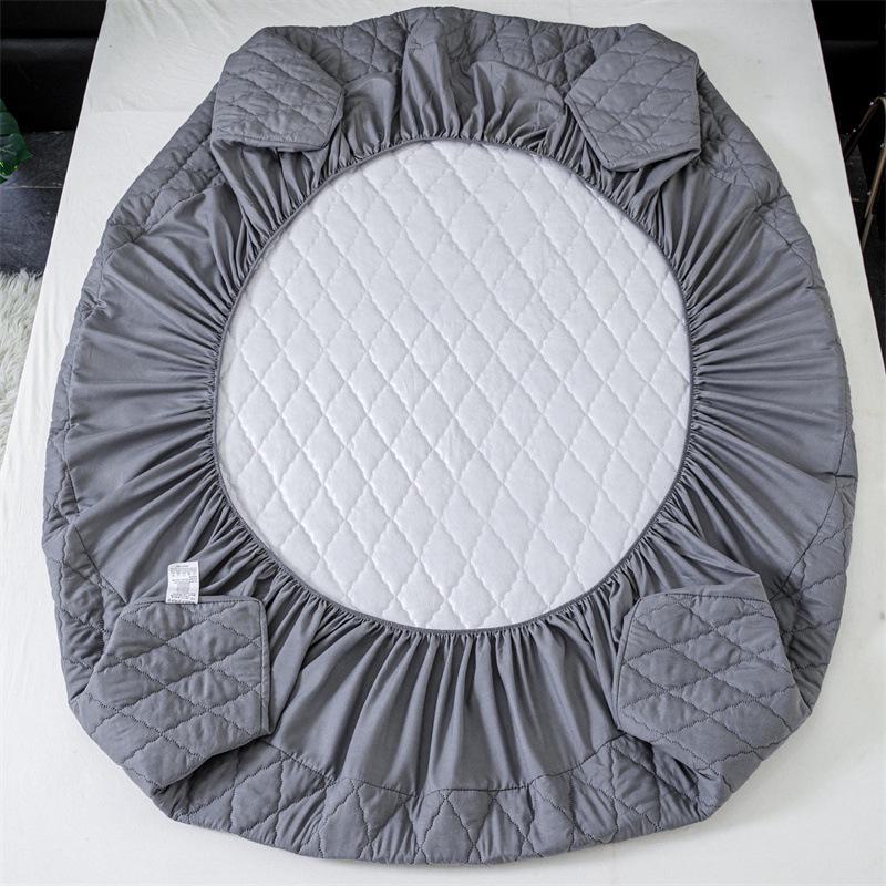 Комплект из всесезонного водонепроницаемого матраса и наволочек - непромокаемый, стеганый, для использования матерями