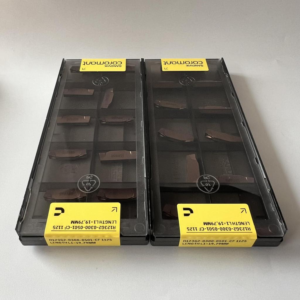 Sandvik / R123G2-0300-0501-CF 1125 / Оригинальная шведская пластина из твердого сплава 10 шт