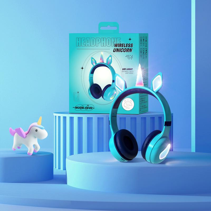 Bluetooth-наушники с ушками кошки и единорогом KE-02: Полноразмерные наушники с дышащей подсветкой, поддержкой голосовых вызовов и долгим временем работы от аккумулятора.