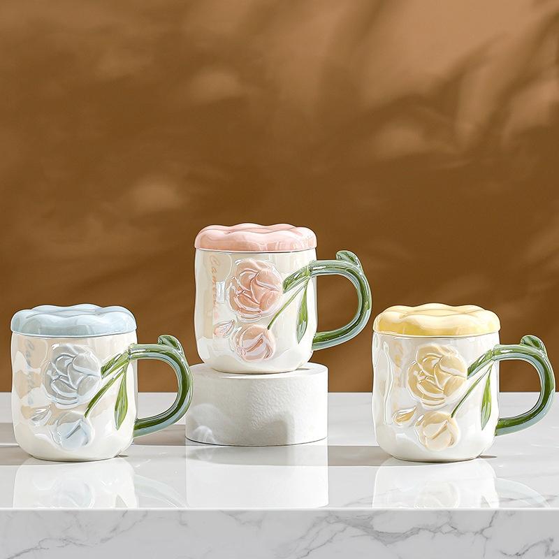 Ceramic Mug Creative Rose Relief Pattern Coffee Cup with Lid Birthday Gifts Breakfast Milk Mugs Home Office Dormitory Water Cups