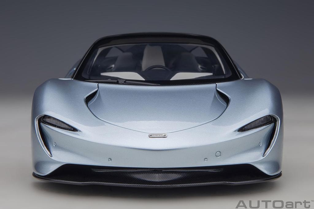 AUTOart AUTOart McLaren Speedtail Metallic Light Blue Готовый продукт 1/18