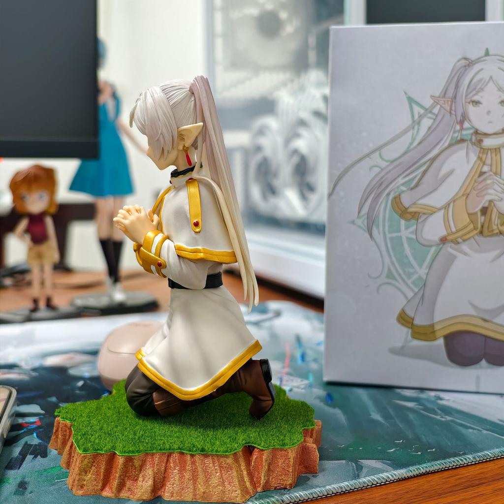 Frieren Beyond Journey's End Double Head Sculpt GK Anime Figure Collectible Desktop Decor Gift for Anime Fans