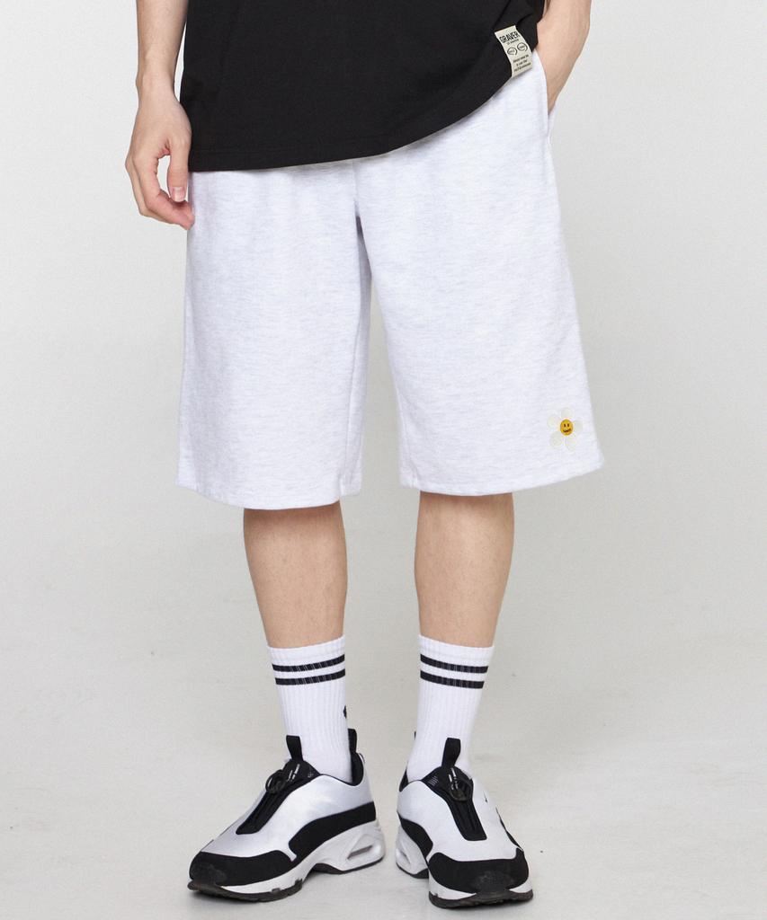 GRAVER [Unisex] Flower Embroidery Bermuda Training Half Pants_Melange White