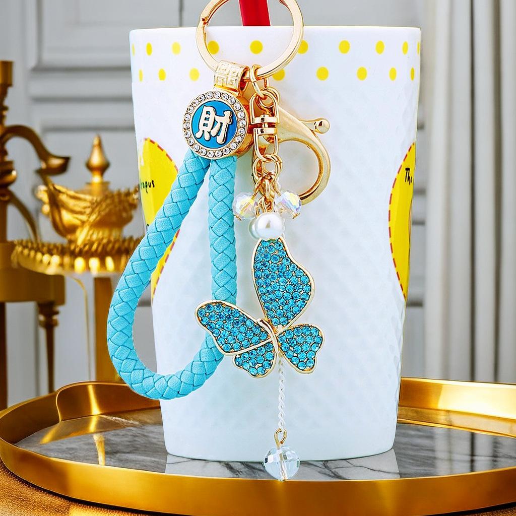 Adorable Metal Butterfly Keychain With Lucky Weaving String For Stylish Car Accessories