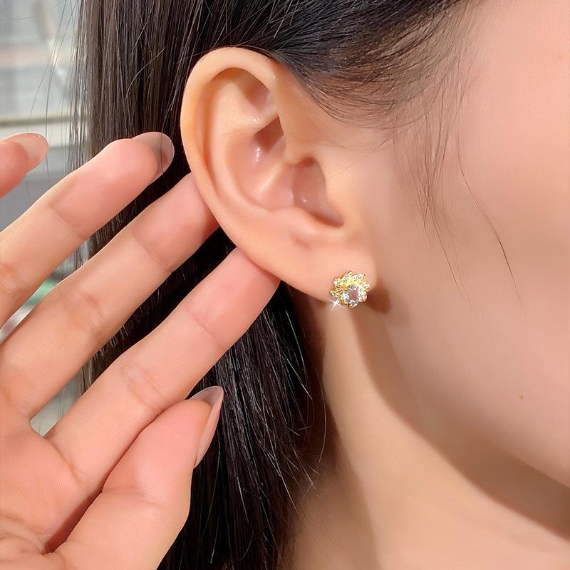 Natural stone small fresh sunflower earrings s925 sterling silver gold-plated stud earrings women's exquisite design sense fashion retro jewelry gifts