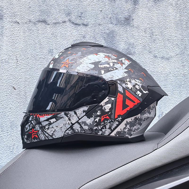 Motorcycle Helmet Men's and Women's Face-off Helmet Summer Locomotive Full Helmet Universal Safety In All Seasons