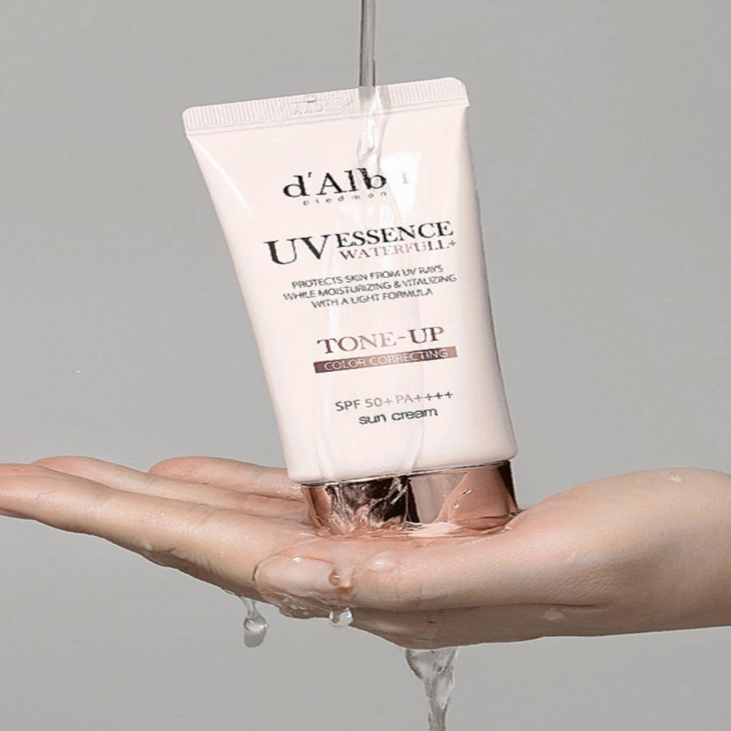 DALBA WATERFULL ТОНИЗИРУЮЩИЙ СОЛНЕЧНЫЙ КРЕМ SPF50+ PA++++ 50мл