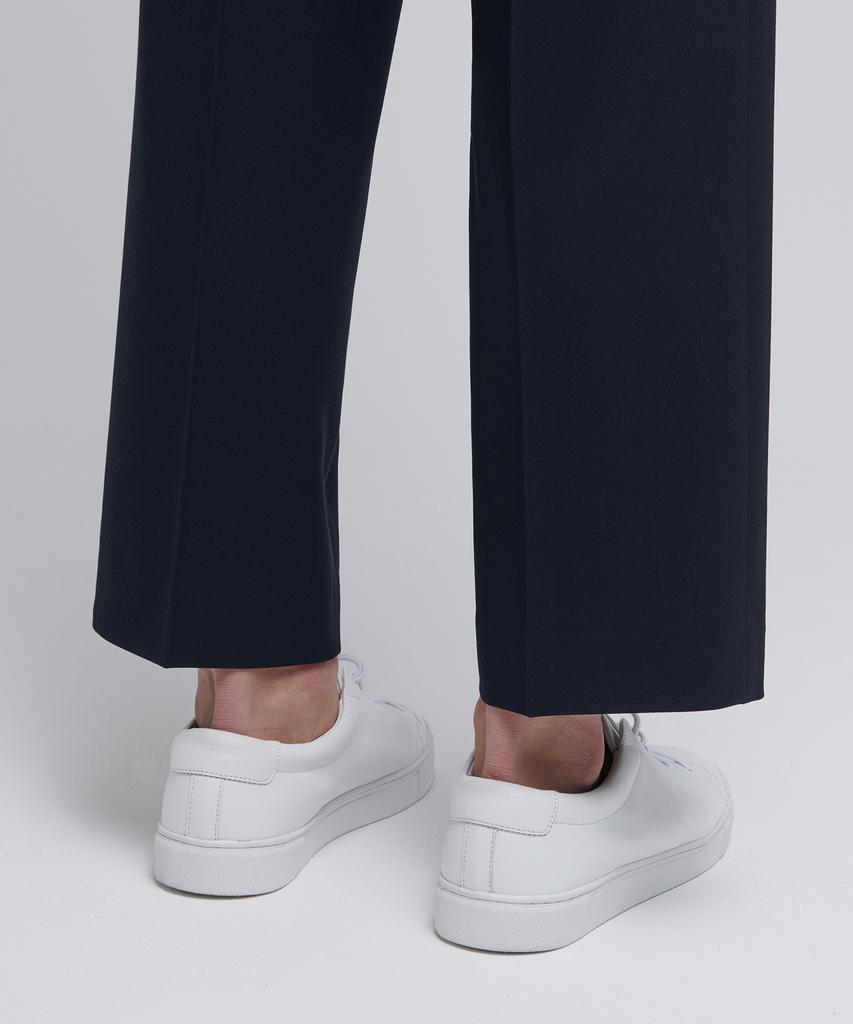 MUSINSA STANDARD Wide Hidden Banding Crop Slacks [Navy]