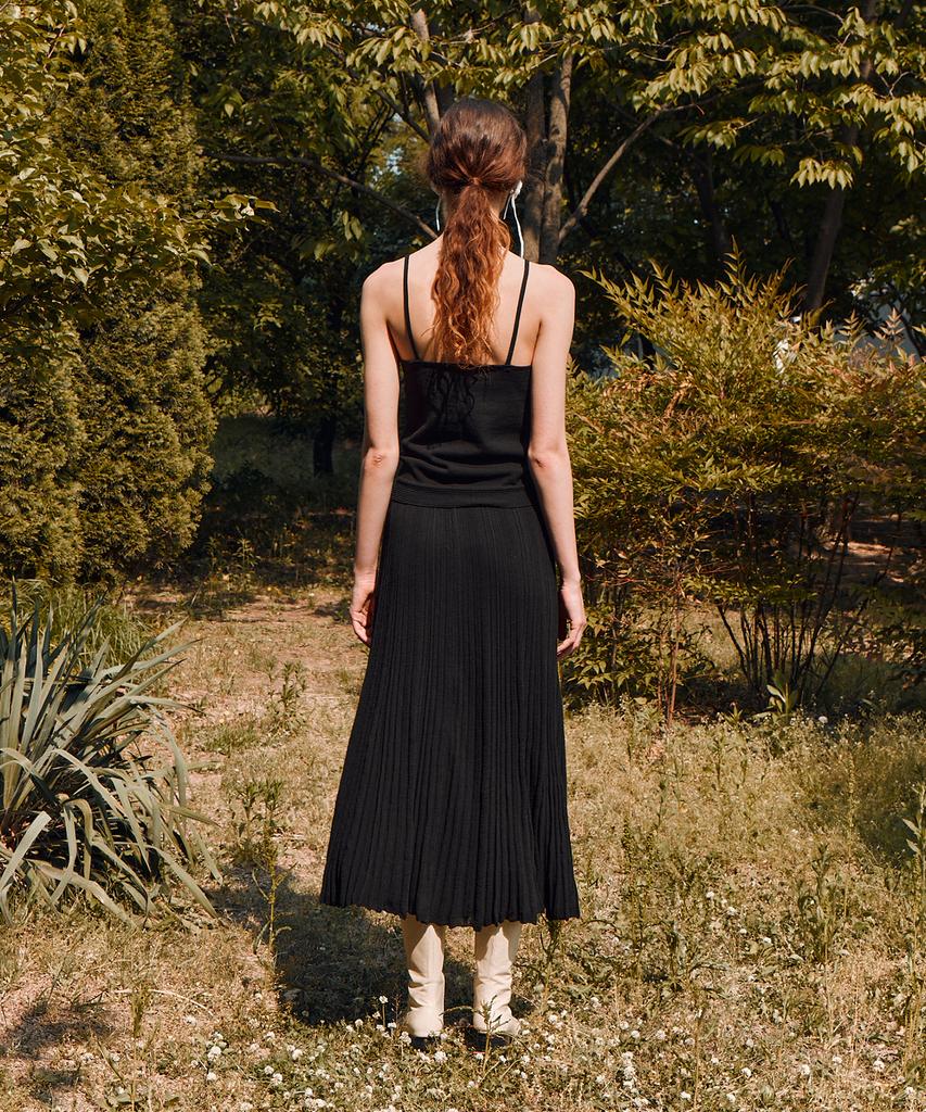Rie Knitted Pleats Midi Skirt Black