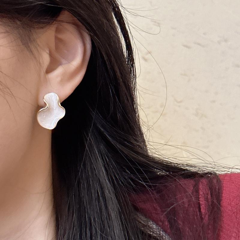 Ретро серьги-гвоздики из смолы в форме неправильного облака для женщин и девушек, во французском стиле, модные аксессуары для ушей для вечеринок, подарки