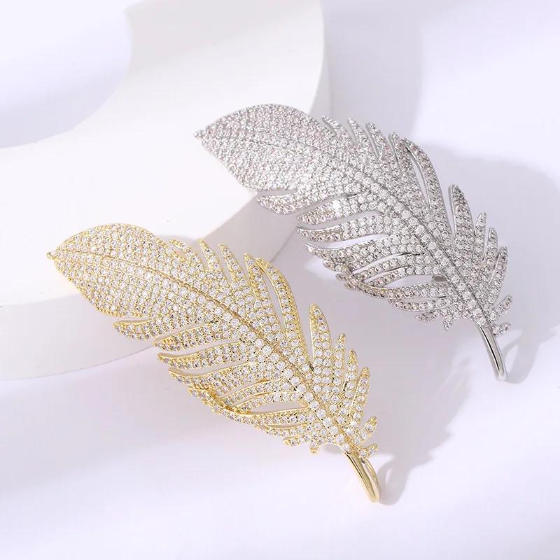 Vintage Full Rhinestone Gold Plated Silver Feather Brooches Women Copper Micro Inlaid Pins Wedding Party Jewelry Gift