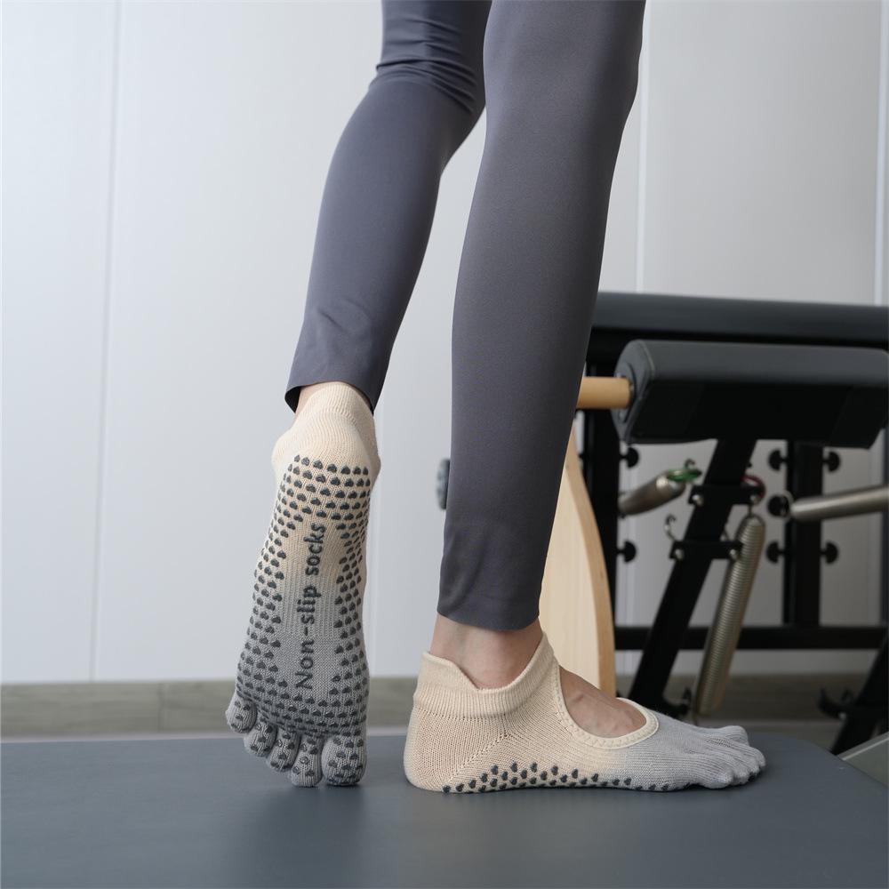 Носки ToeSox с открытой спиной, нескользящие, для йоги и пилатеса, с пятью пальцами — всесезонное качество