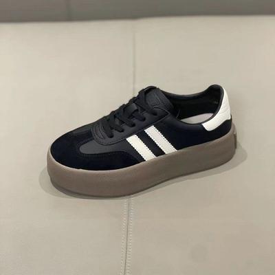 Ретро немецкие тренировочные кроссовки женские 2025 новая осень на плоской подошве корейская версия повседневные спортивные кеды женские на толстой подошве увеличивающие рост белые s