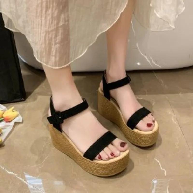 Fashion Women's Thick-soled Wedge Sandals Wear-resistant Suede Waterproof Platform Sandals New Summer Fashion