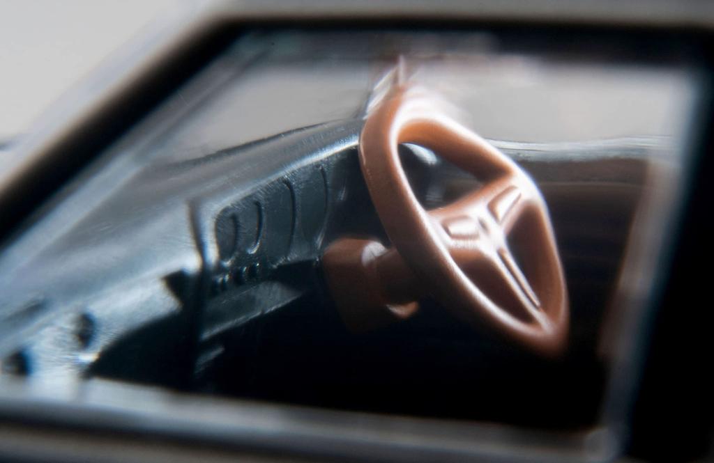 Tomica Limited Vintage Neo Nissan Skyline Silver 72 года выпуска, готовый продукт 320388 1/64 LV-N270a 2000GT-X