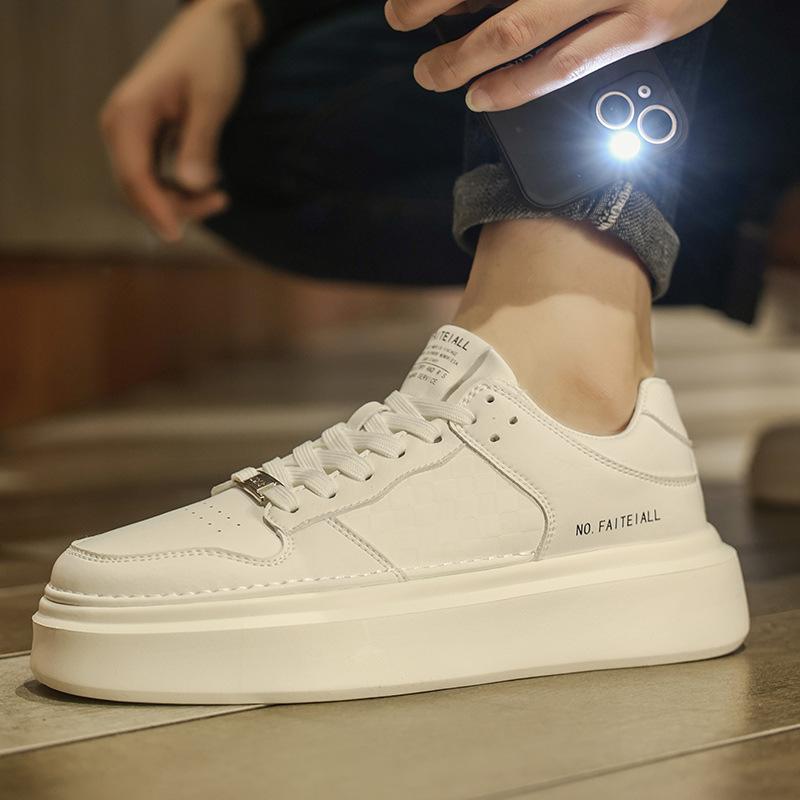 2025 Spring Men's Shoes New Breathable Shoes Men's Korean Version Versatile Platform White Shoes Sports and Leisure Board Shoes Trendy Shoes