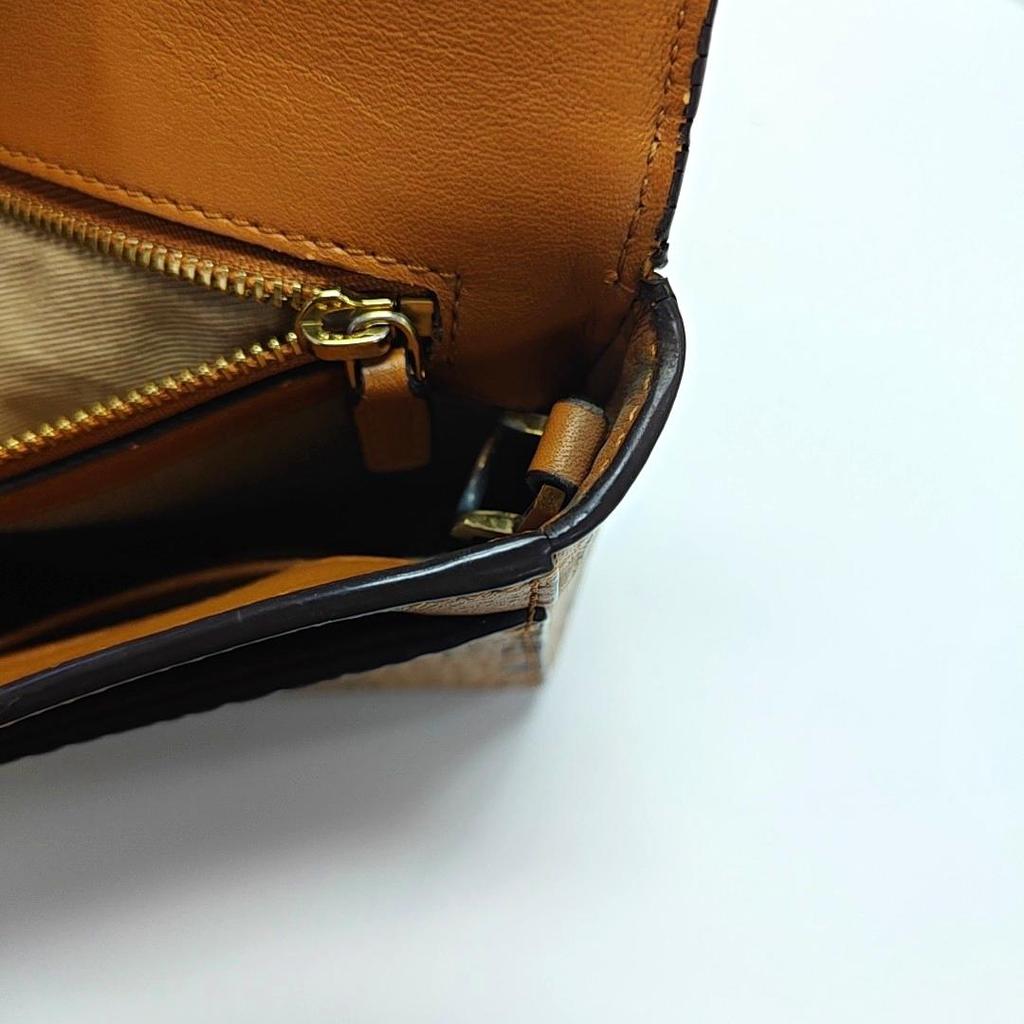 [Pre-Owned] Millie Visetos Classic Monogram Print Light Trendy Cool Girl Flap Chain Crossbody Bag Medium - Good #16H174W