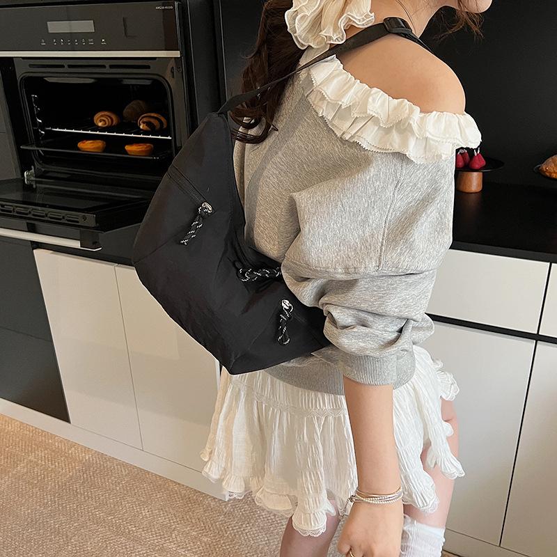 Small Bag Women's Cloth Bag 2025 New Korean Version One-shoulder Messenger Bag Casual Solid Color Foreign Style Women's Texture Dumpling Bag