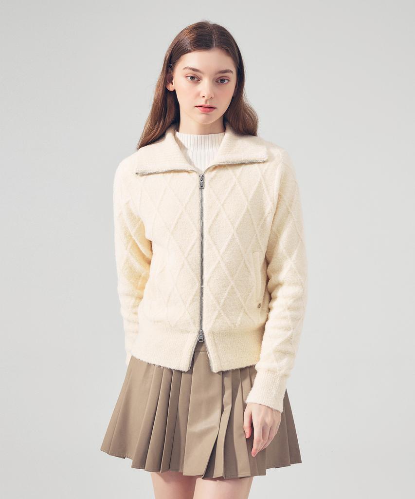 LORDLOAR Cable Windproof Zip-Up Knit Cream