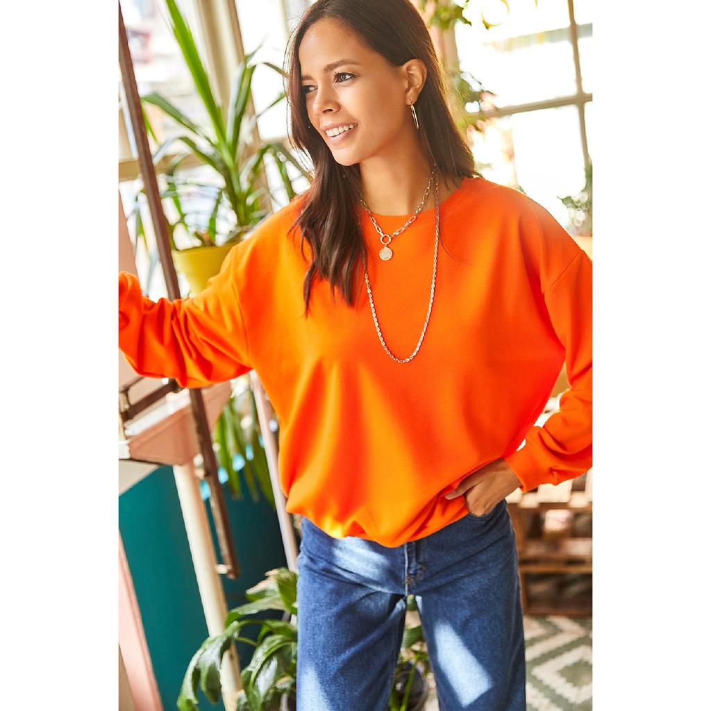 Women's White Black Striped Basic Soft Textured Loose Sweatshirt Swt-19000457