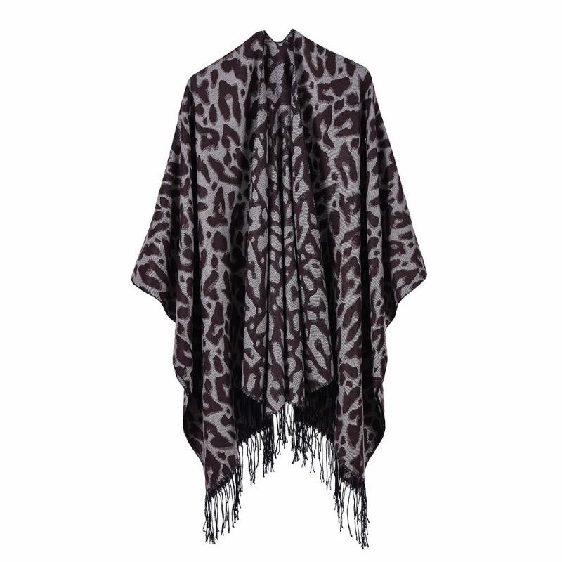 Street Women's Scarves Are Versatile In Autumn and Winter, Air-conditioned Rooms Are Warm and Dual-purpose, Monochrome Fringed Shawl Cape