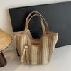 Leisure Grass Woven Bag for Women With Large Capacity New Summer Single Shoulder Commuting Woven Bag Beach Bag