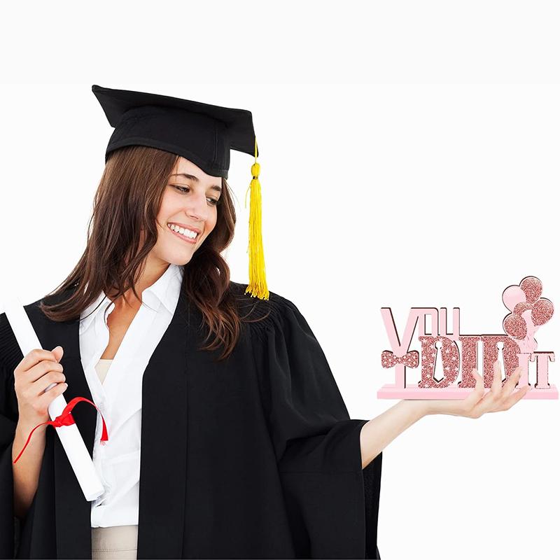 4pcs/Set 2025 Graduation Season Handmade Cartoon Pattern DIY Gift Creative Celebration Unique Wood Desktop Ornaments Decorations