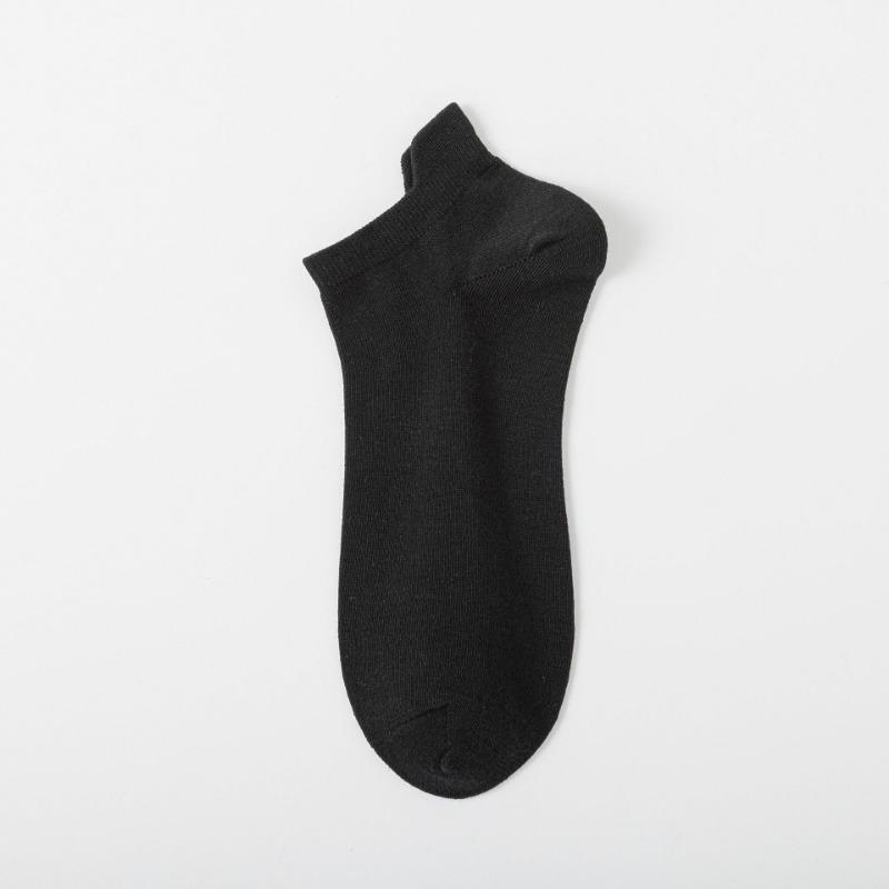 Мужские летние простые и универсальные, не скатывающиеся однотонные носки-лодочки с защитой ушей