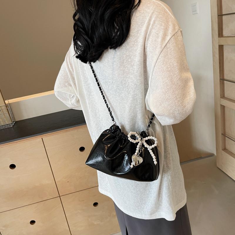 Женские сумки в западном стиле с улучшенной текстурой, новый стандарт моды, жемчужная цепочка, подвеска-дуга, универсальная сумка на одно плечо
