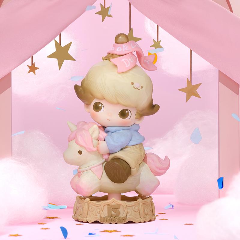 POP MART Празднуя момент Фигурки серии к 15-летию POP MART Фигурки в слепых коробках (Одинарная упаковка / Набор из 15 штук)