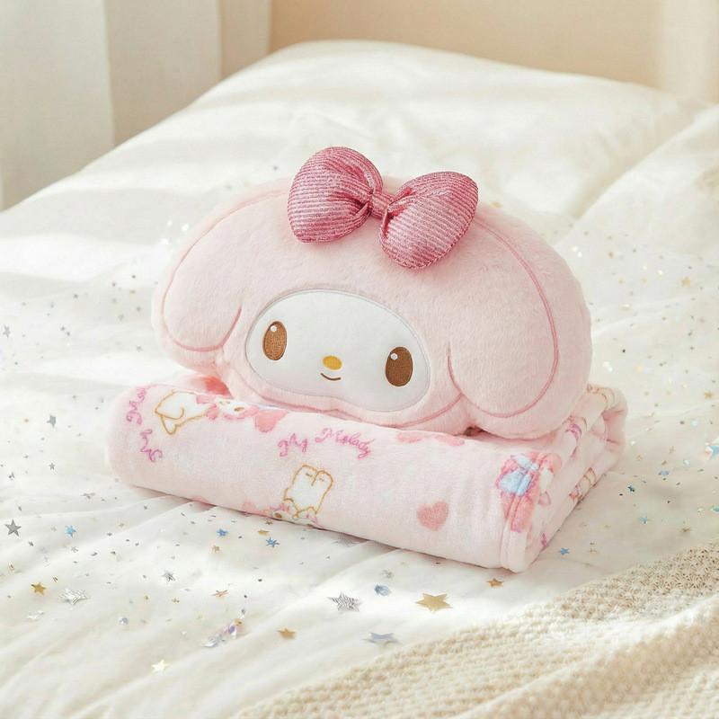 Hello Kitty Car Seat Set Plush Pillow Blanket Seatbelt Shoulder Strap For Kids
