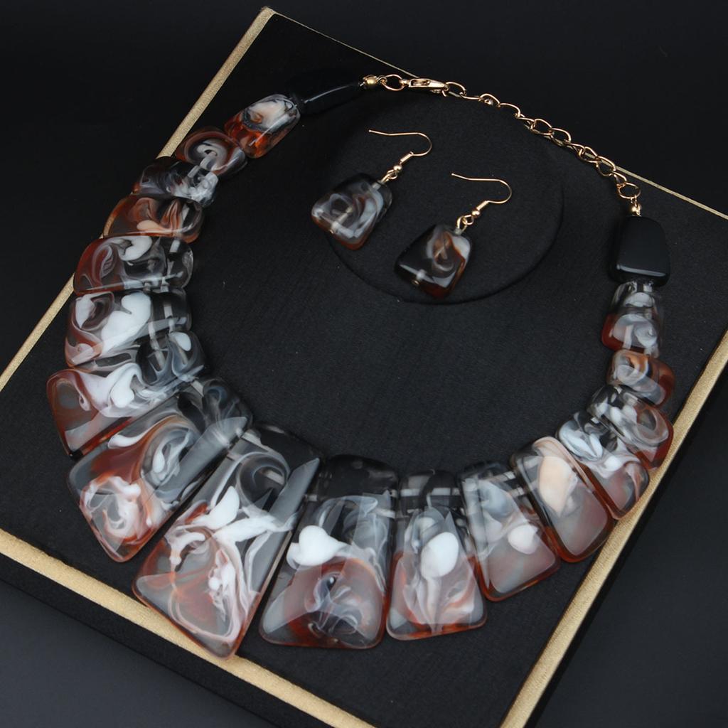 Exaggerated Retro Personalized Necklace Earrings Set Women'S Jewelry Yiwu