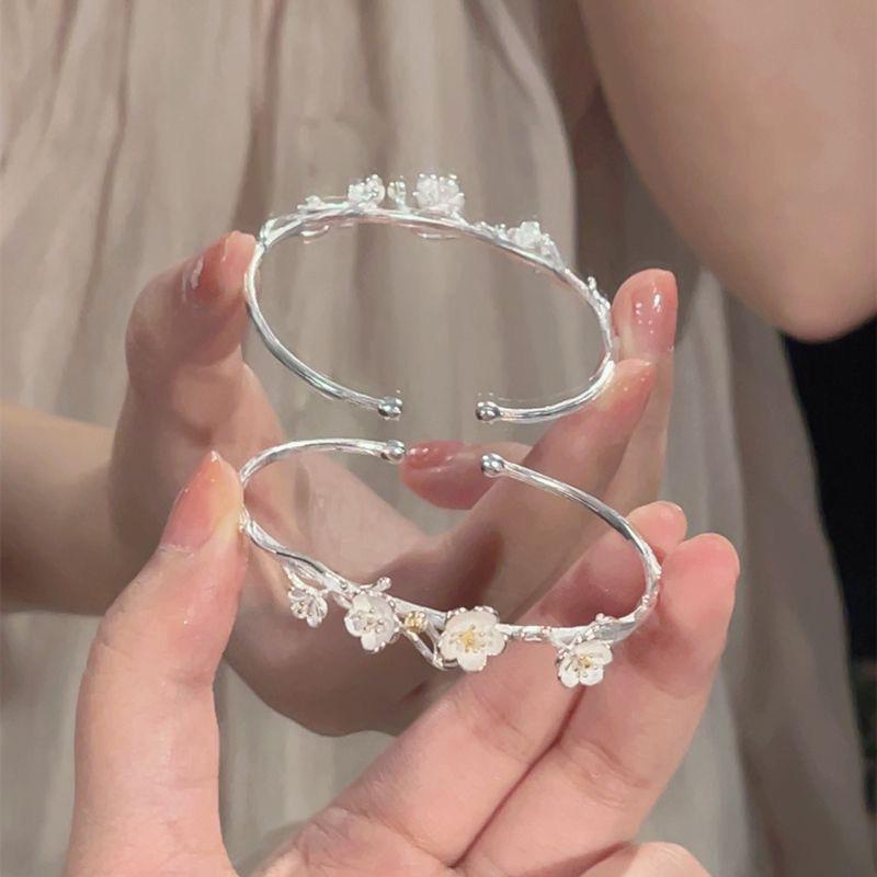 Браслет-колокольчик в виде цветка сливы в китайском стиле, ретро, серебряный цвет, браслеты-манжеты для женщин, открытый браслет-браслет в виде цветка, ювелирные изделия