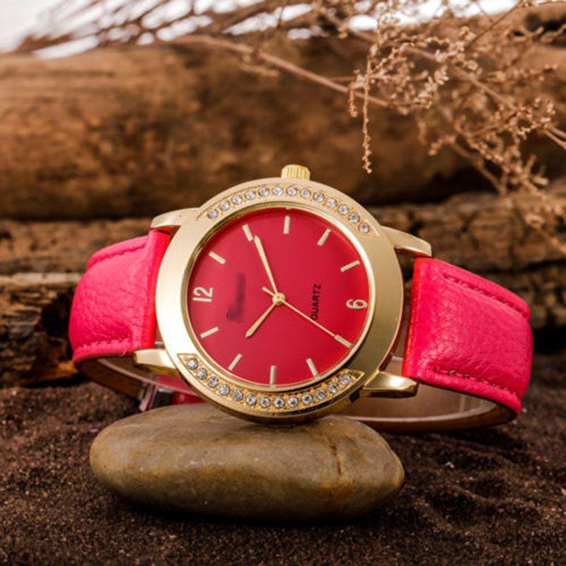 Elegant Fashion Women Crystal Artificial Leather Quartz Analog Luxury Wrist Watches