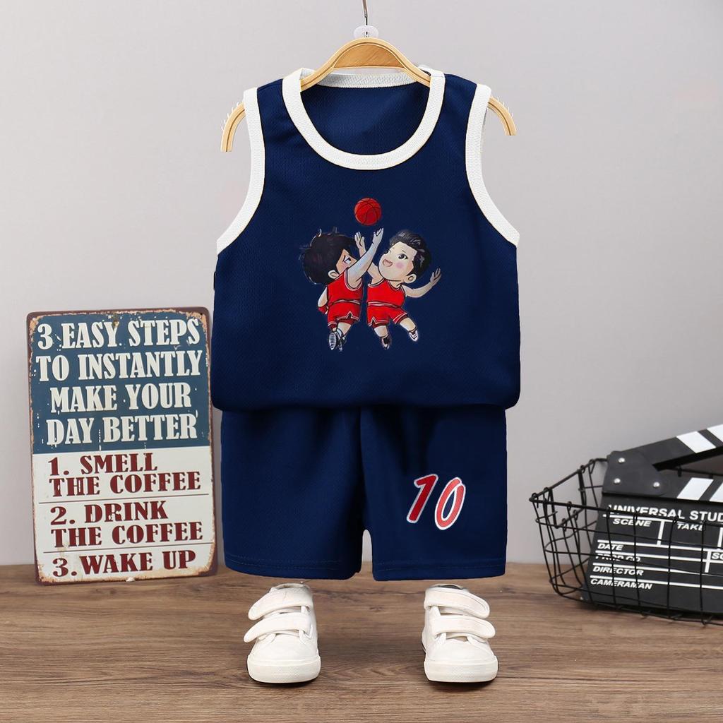 Детская летняя спортивная форма: Комплект быстросохнущей майки и шорт для мальчиков