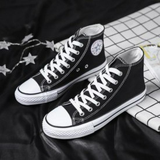 Douchuan Retro Canvas Checkerboard Low-Top Sneakers for Women and Couples