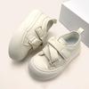 Маленькие белые туфли женские весенние новые универсальные на липучке милые с большой головой повседневные уродливо милые кремовые кеды