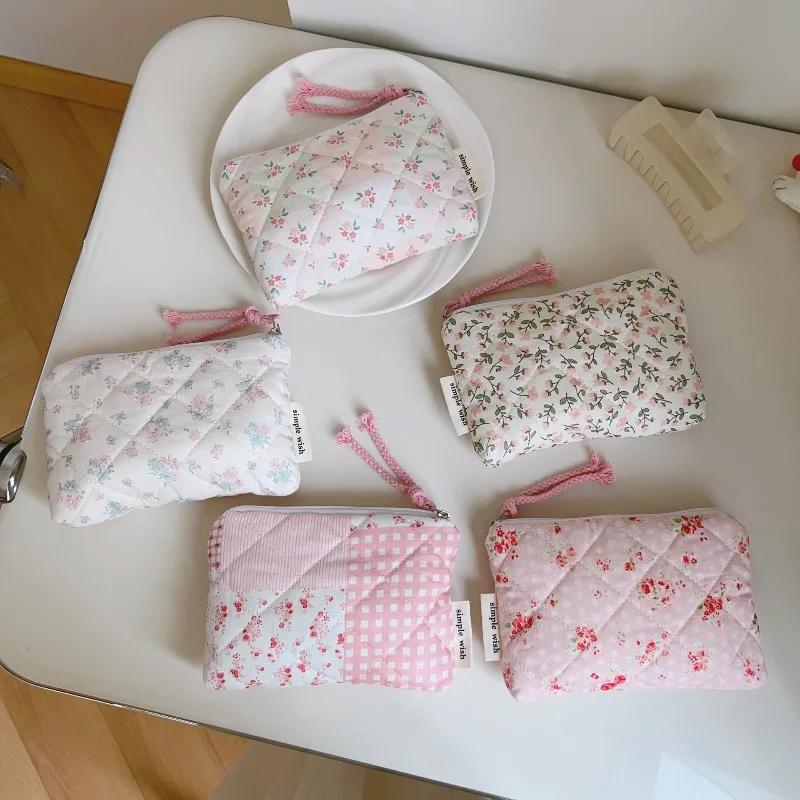 Милый розовый стиль макияж помада чехол для AirPods цветочная стеганая косметичка женская милая мини помада косметичка для периода