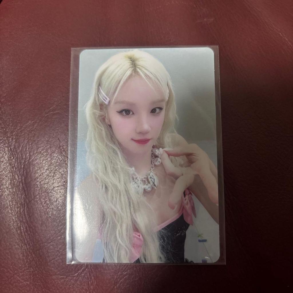 [USED] I-dle What Should I Do? HMV Bonus Trading Card Yugi YUQI