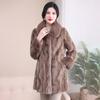 Зимняя одежда для матери, шуба из искусственной норки, утолщенная, чтобы сохранить тепло и стильную женскую шубу из золотой норки среднего и пожилого возраста