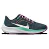 Nike Кроссовки женские Air Zoom Pegasus 40 Deep Jungle зеленые металлик-серебристый черный DV3854-301