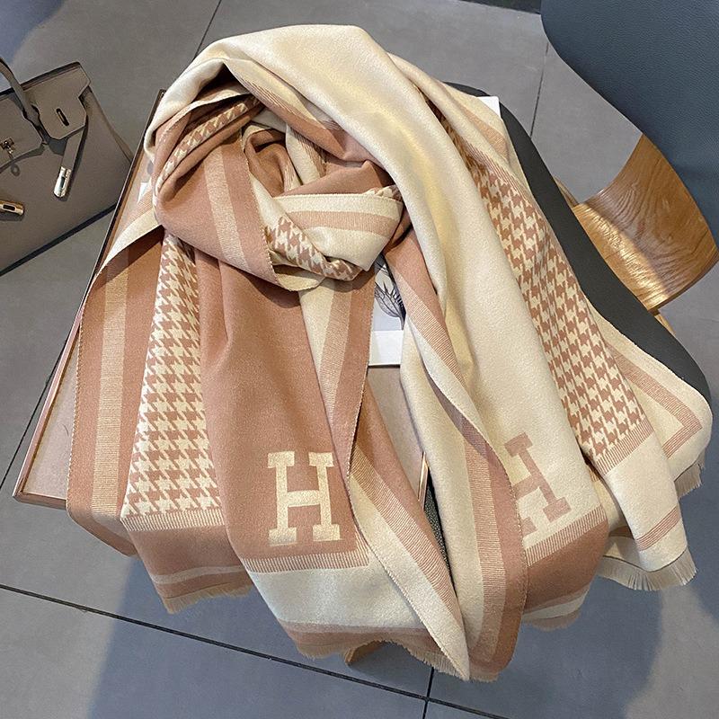 Classic Fashion Letter Thousand Birds Grid Imitation Cashmere Scarf Women's Winter Thickened Double Sided Air Conditioning Shawl Scarf Women's