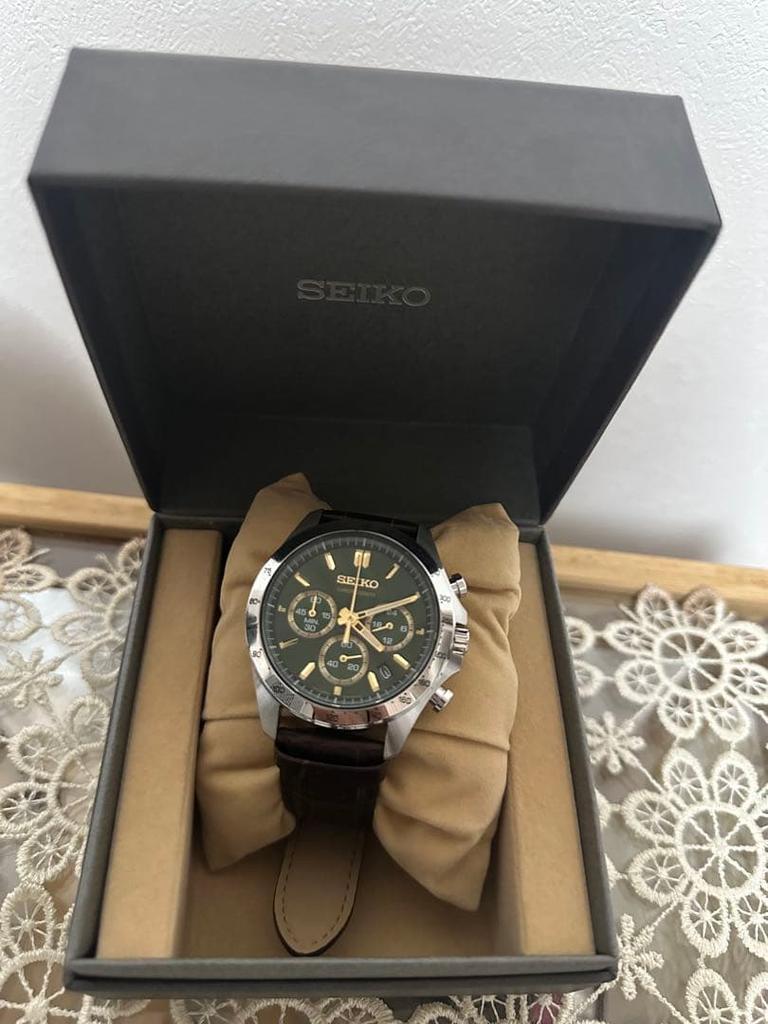 SEIKO chronograph watch regular price 39600 yen.