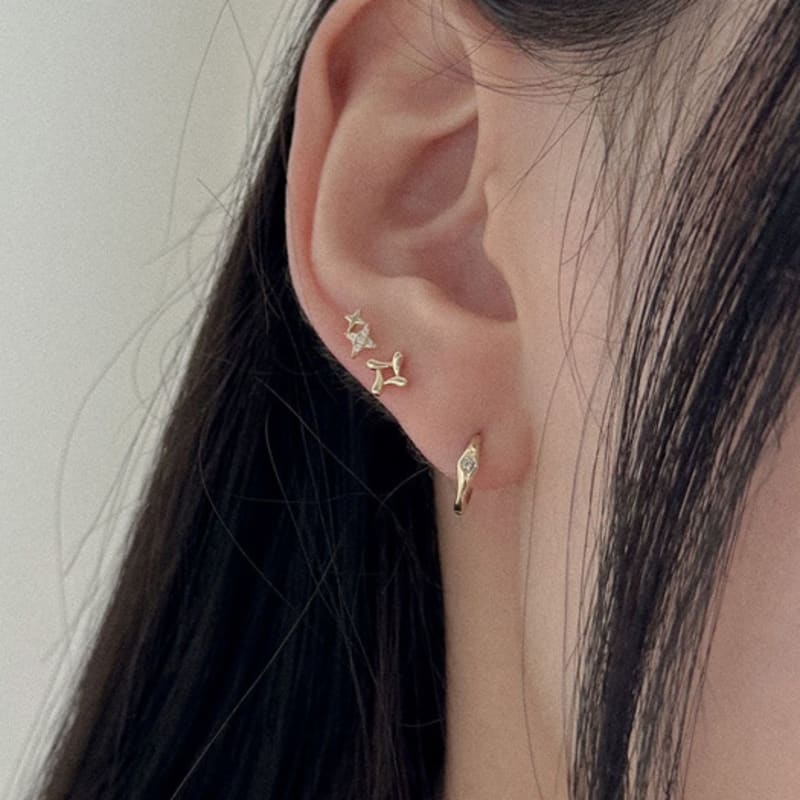 youngglow 14k double sparkle piercing