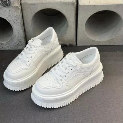 Кожаная подошва-маффин маленькие белые туфли женские осенние новые дышащие модные универсальные с небольшой высотой на платформе повседневные туфли прилив