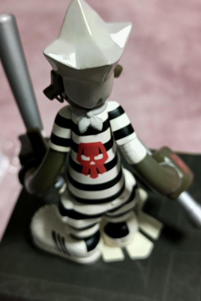 [USED] SPIKE & MAX: Alliance of Villains 2002 Hong Kong Toy Designer by ALVN