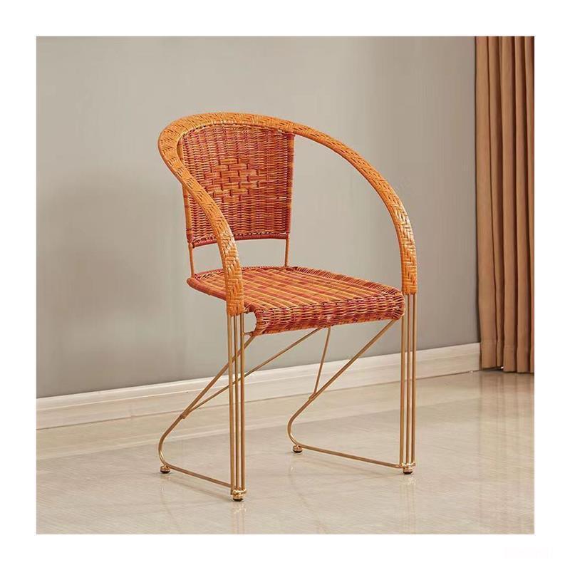 Эргономичное высокое кресло из ротанга для пожилых людей - Удобное и противоскользящее, для длительного сидения, идеально подходит для балкона и отдыха на свежем воздухе.