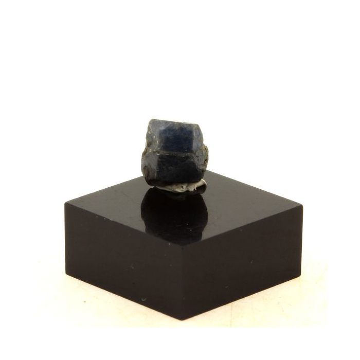 Pierres et Minéraux. Saphir. 4.9 ct. Zazafotsy, Ihorombe, Madagascar.