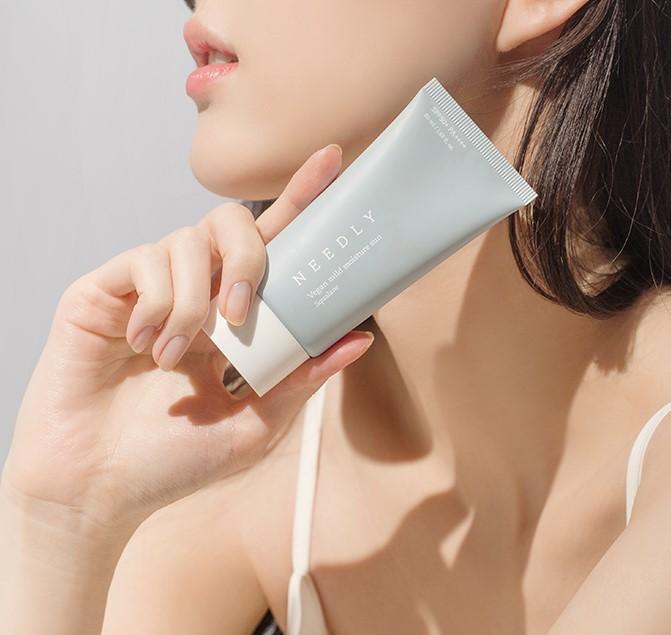 NEEDLY Веганский мягкий увлажняющий солнцезащитный крем SPF 50+ PA++++ 50 мл